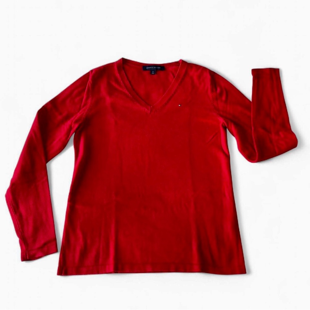 Tommy Hilfiger Women's Red V-Neck Long Sleeve Sweater